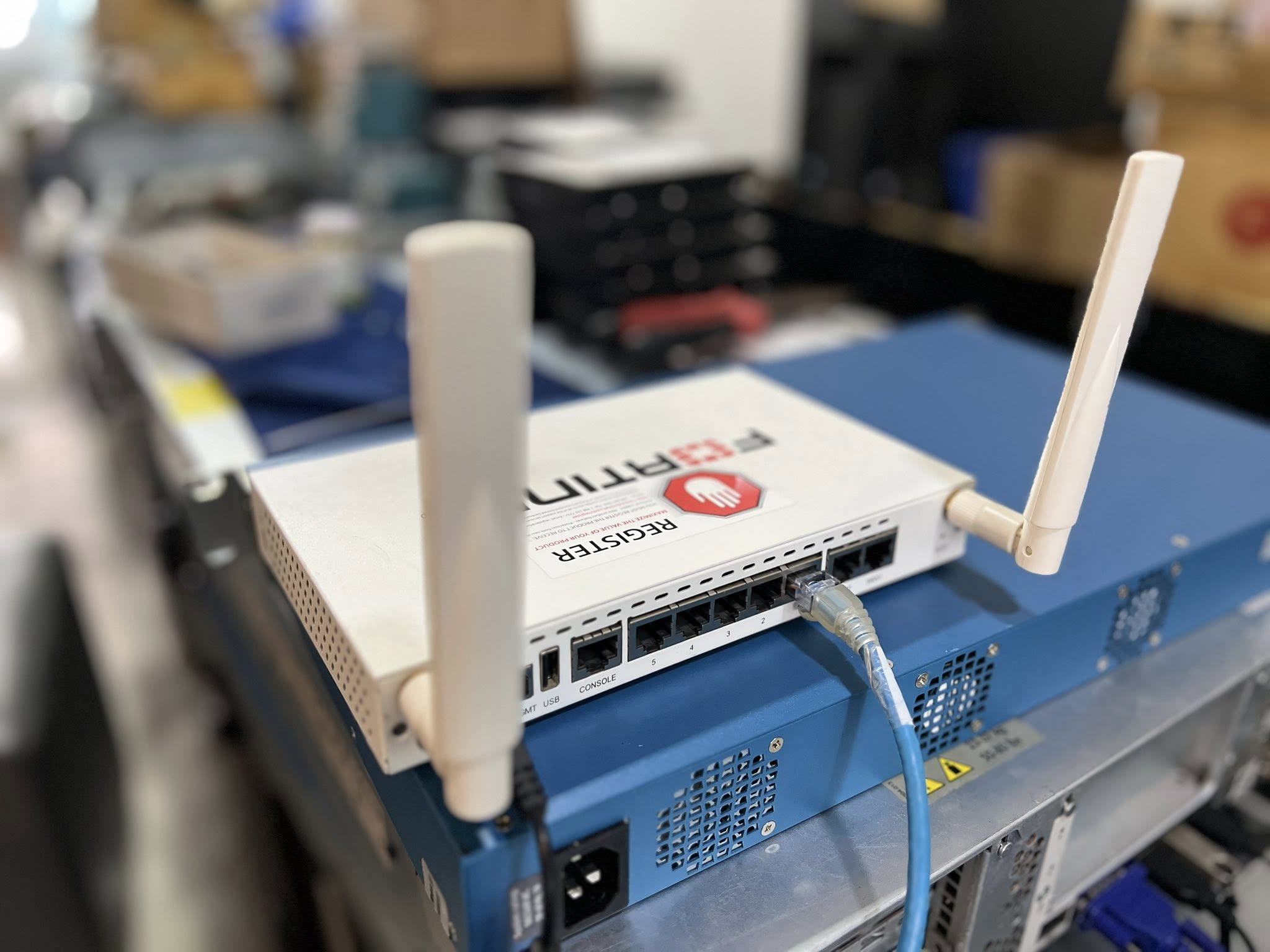 Fortinet FortiGate 40C Firewall appliances ไฟร์วอลล์ฟอติเนทมือสองพร้อมใช้งาน