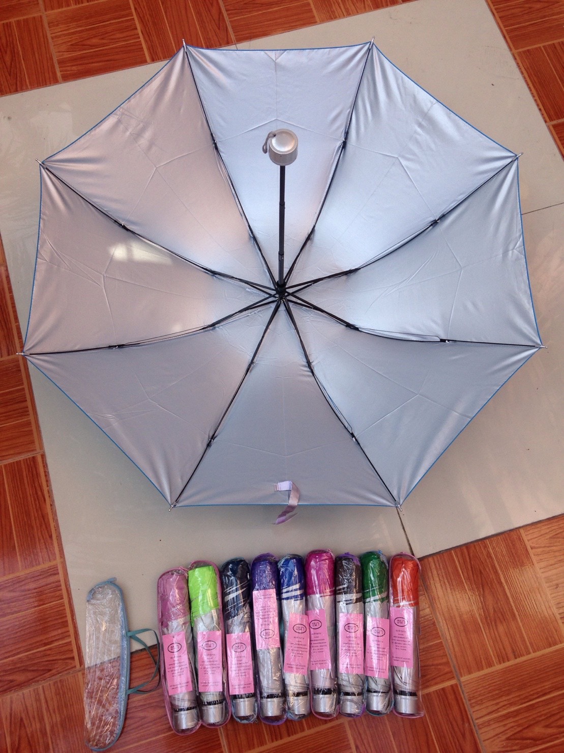 ร่มพับ3ตอนกระเป๋าแพค100คัน