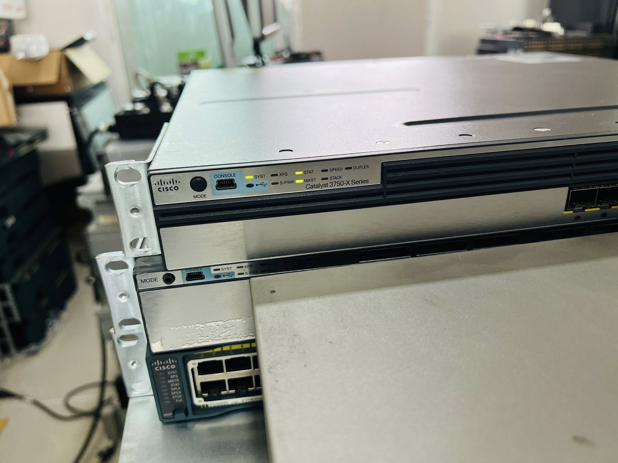 Switch Cisco 3750X 12port SFP Gigabit layer 3 สวิทซิสโก้มือสองพร้อมใช้งาน