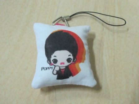 พวงกุญแจหมอนสกรีนลาย poppy