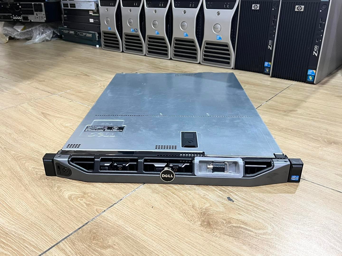 dell r320 ram 32gb server มือ 2 พร้อมใช้งาน