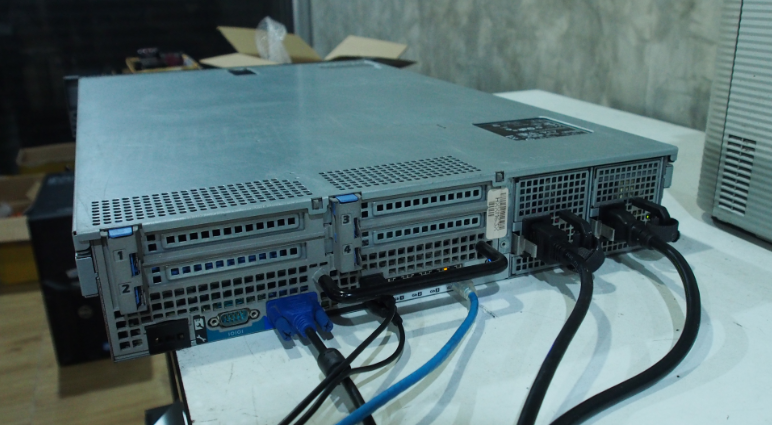 Server Dell R710 มือ 2 พร้อมใช้งาน