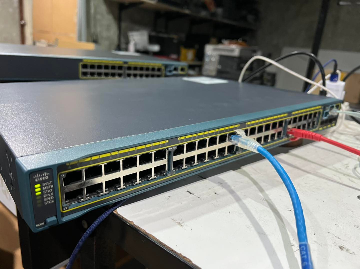 Cisco 2960S-F48TS-L switch มือ 2 พร้อมใช้งาน