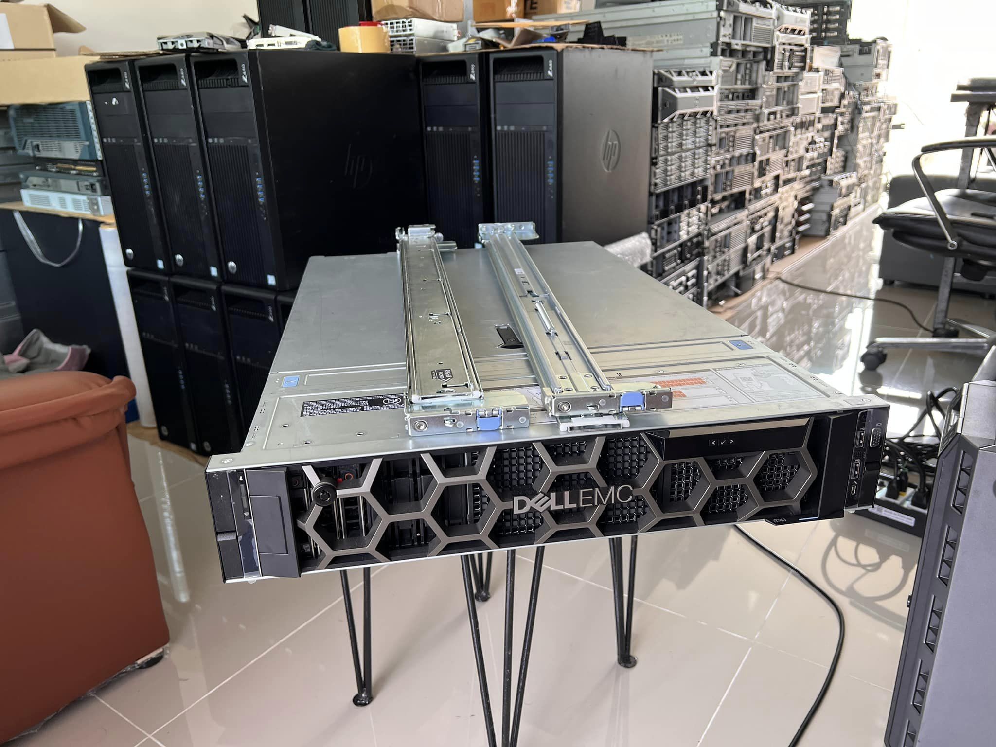 dell emc r740 2cpu gold ddr4 256gb 24cores พร้อมรางเซิฟเวอร์มือสองพร้อมใช้งาน