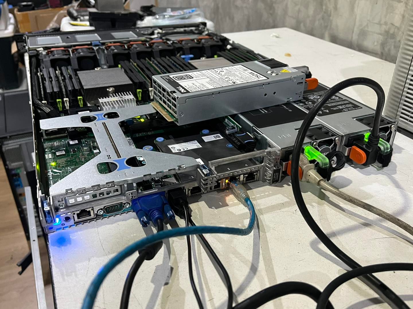 Server dell r620 2cpu 32gb เซิฟเวอร์มือสองพร้อมใช้งาน