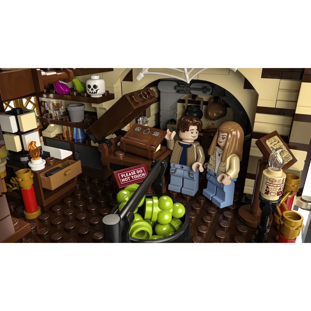 เลโก้ LEGO Exclusives 21341 Disney Hocus Pocus: The Sanderson Sisters' Cottage (มีกล่องกระดาษตรงรุ่น)