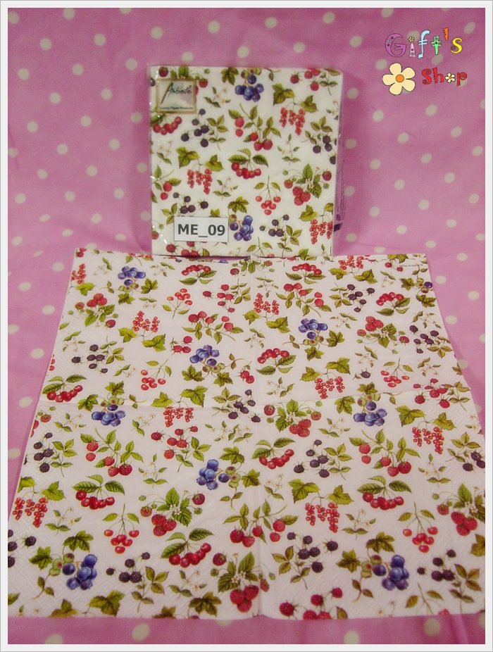 กระดาษแนปกิ้น ลายผลเชอร์รี่สีม่วง แดง พื้นหลังสีขาว