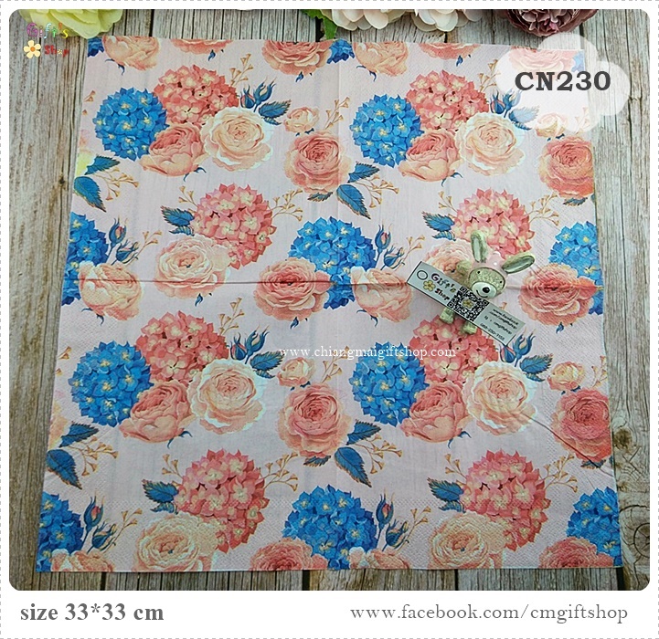 กระดาษแนปกิ้น, ลายช่อดอกกุหลาบกับดอกไฮเดรนเยีย, ลายดอกไม้สีโอลด์โรสกับสีฟ้า, ลายช่อดอกกุหลาบ, ลายดอกไม้สีหวาน, พื้นหลังสีอ่อน, ลายดอกไฮเดรนเยีย