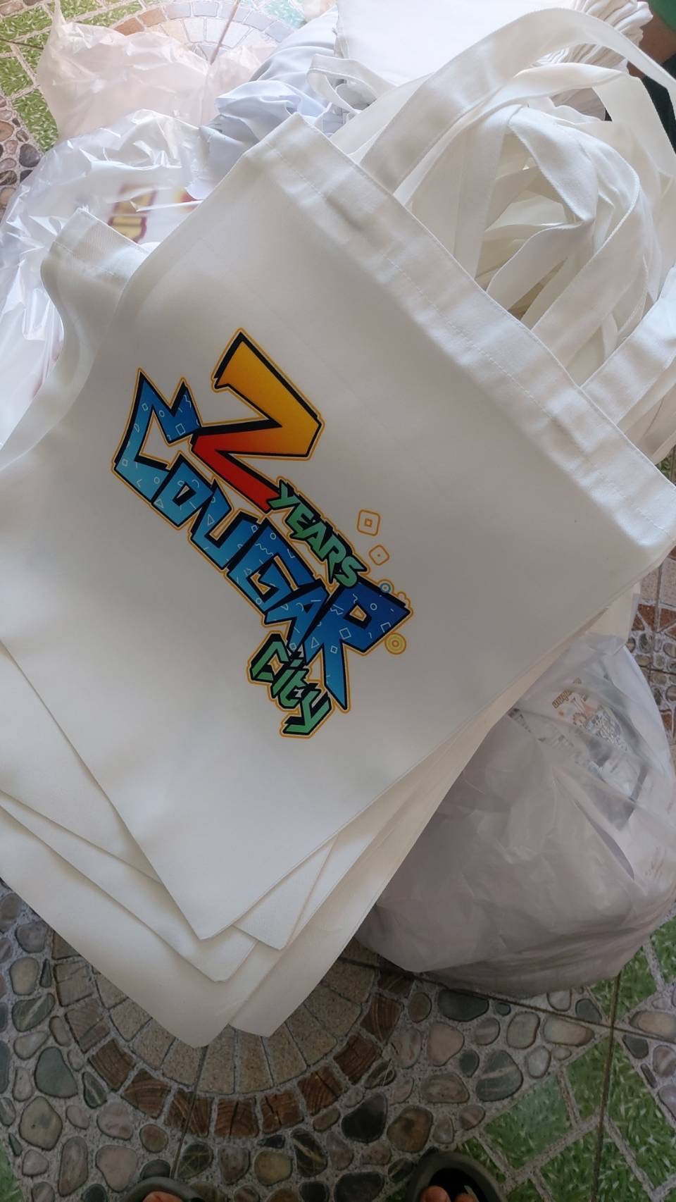 สกรีนกระเป๋าผ้า สกรีนถุงผ้า แบบเต็มใบ