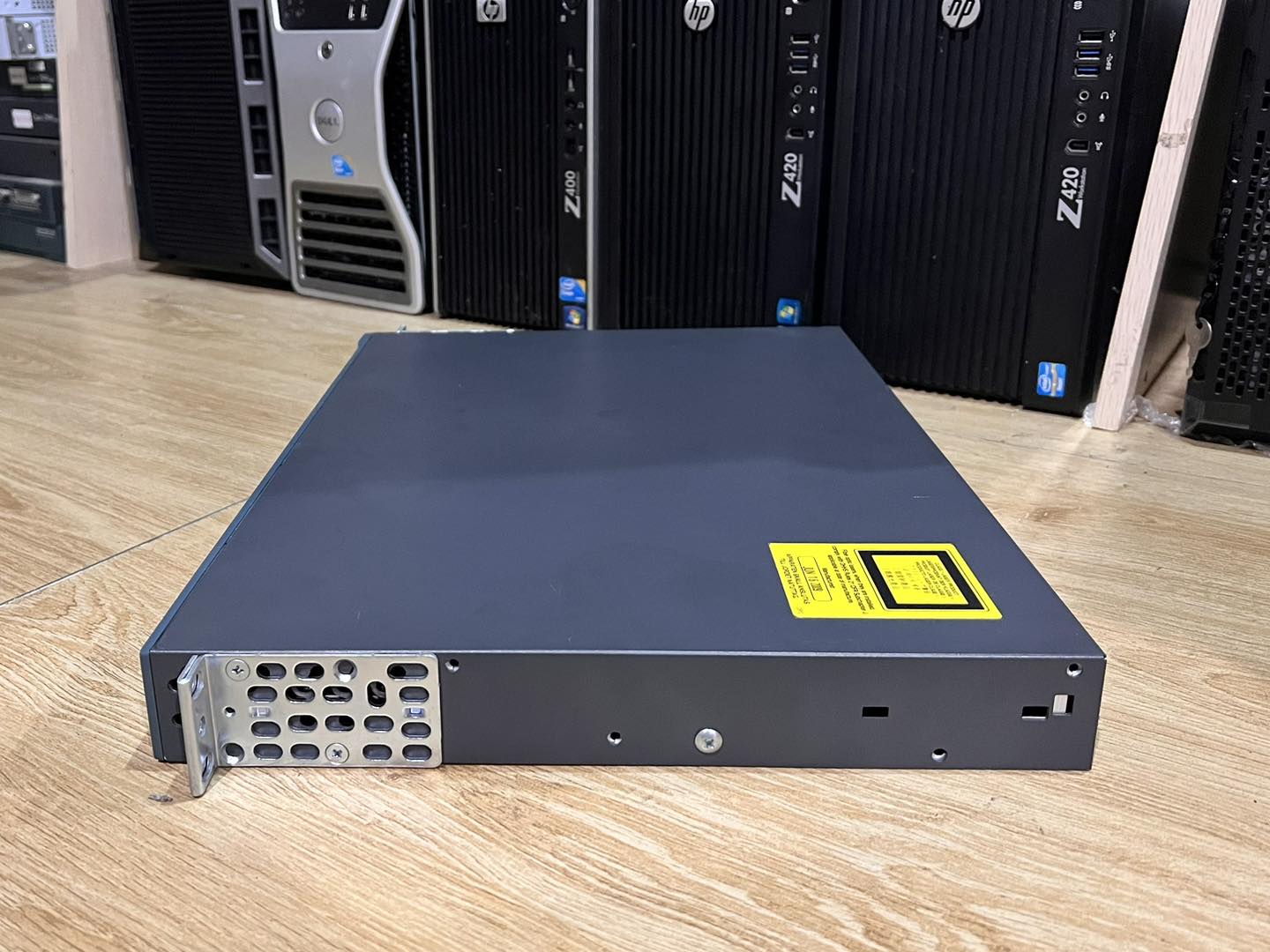 Cisco 2960G 24TC L gigabit สวิทมือสองพร้อมใช้งาน