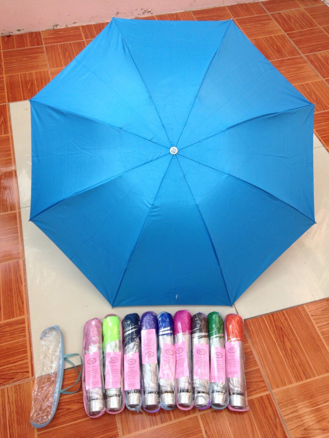 ร่มพับ3ตอนกระเป๋าแพค100คัน