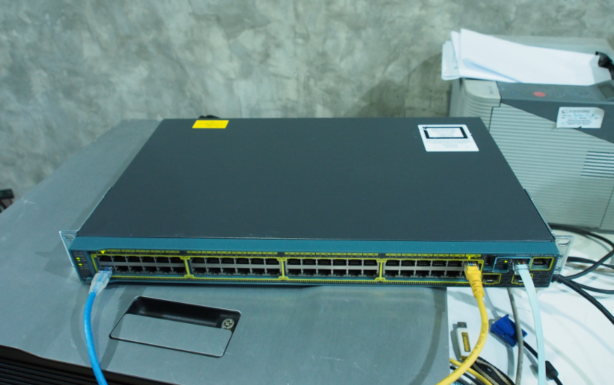 Cisco 2960S-48TS-S 10/100/1000 มือ 2 พร้อมใช้งาน