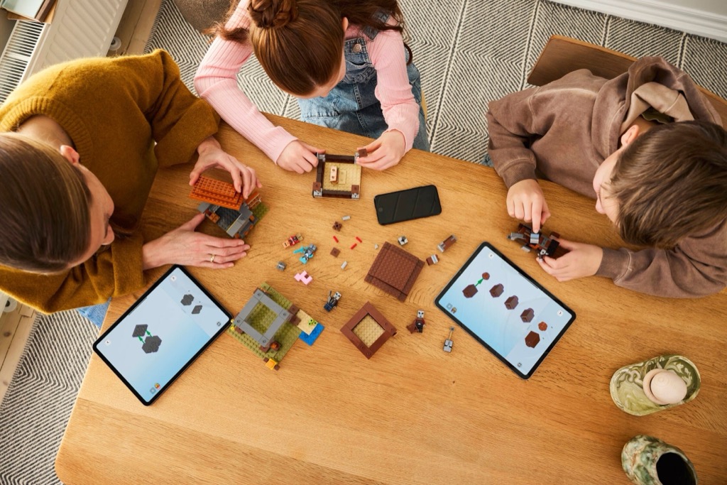 เลโก้ LEGO Minecraft 21278 The Pillager Outpost and Ravager