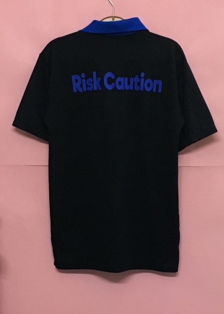 เสื้อโปโลดำ ปกน้ำเงิน