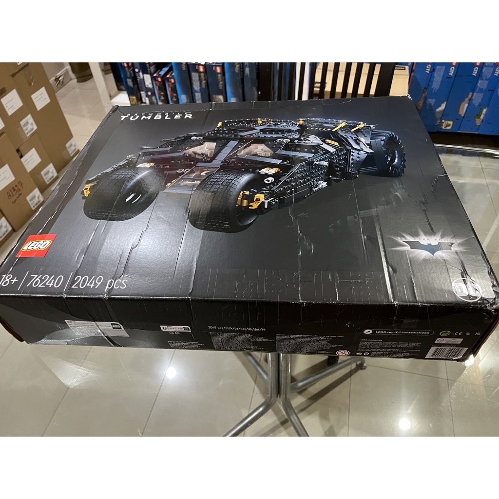 เลโก้ LEGO Super Heroes 76240 Batmobile Tumbler (Damaged Box-กล่องยับ)