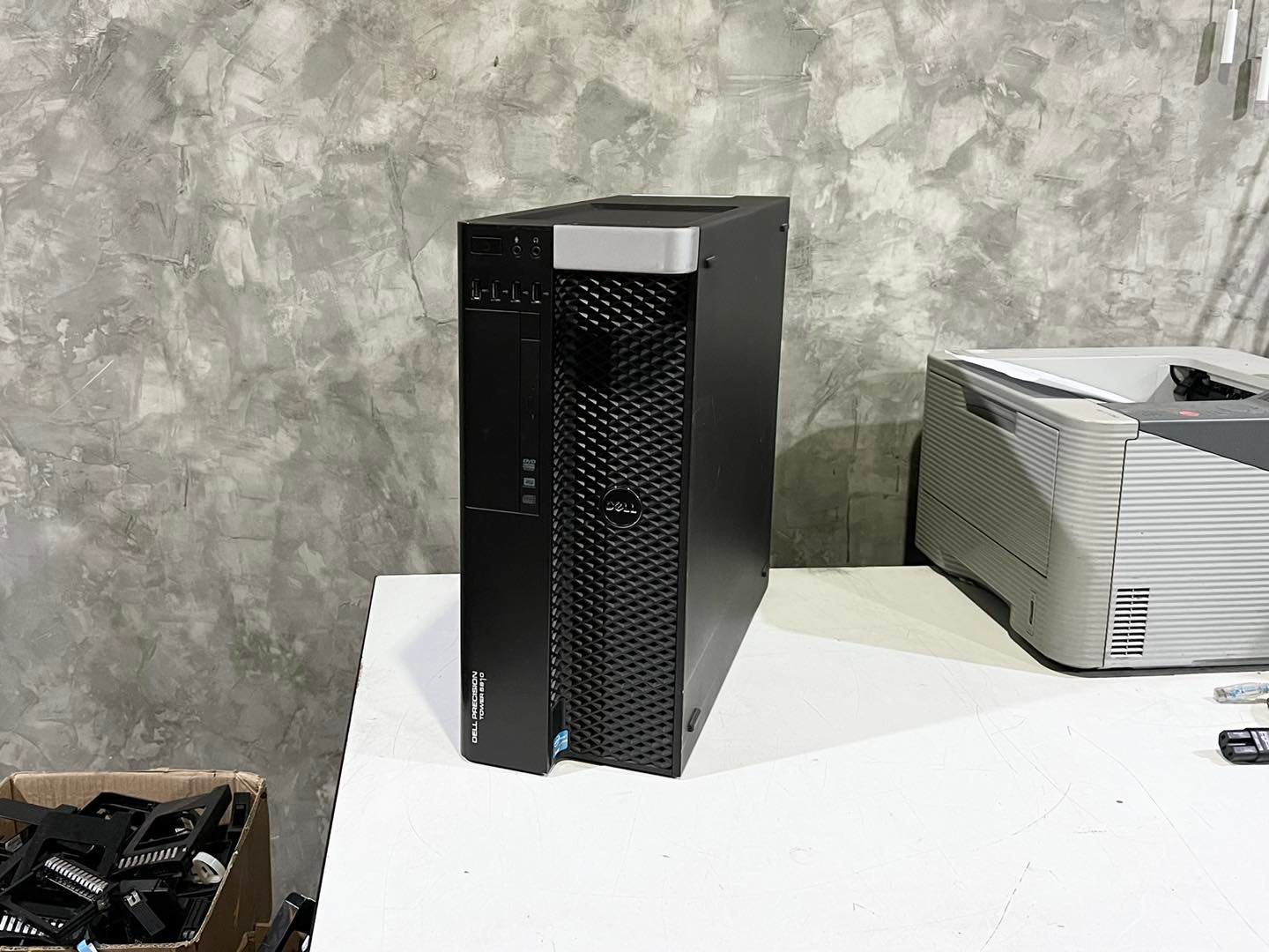Dell T5810 ram 32gb k620 workstation มือสองพร้อมใช้งาน