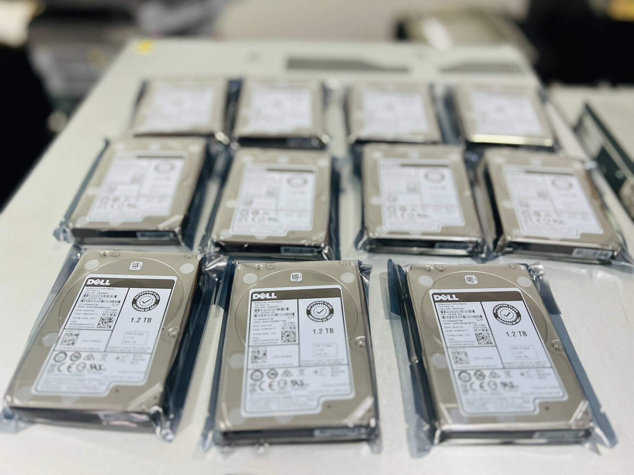 HDD SAS 1.2TB 10K 12Gbps Dell Enterprise 0FR6W6 ฮาร์ดดิสเซิร์ฟเวอร์เดลมือสองพร้อมใช้งาน
