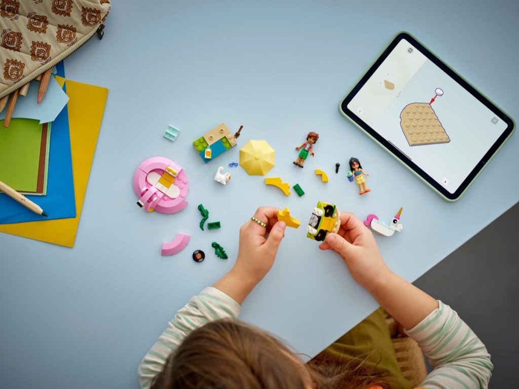 เลโก้ LEGO Friends 42658 Unicorn & Flamingo Pool Party