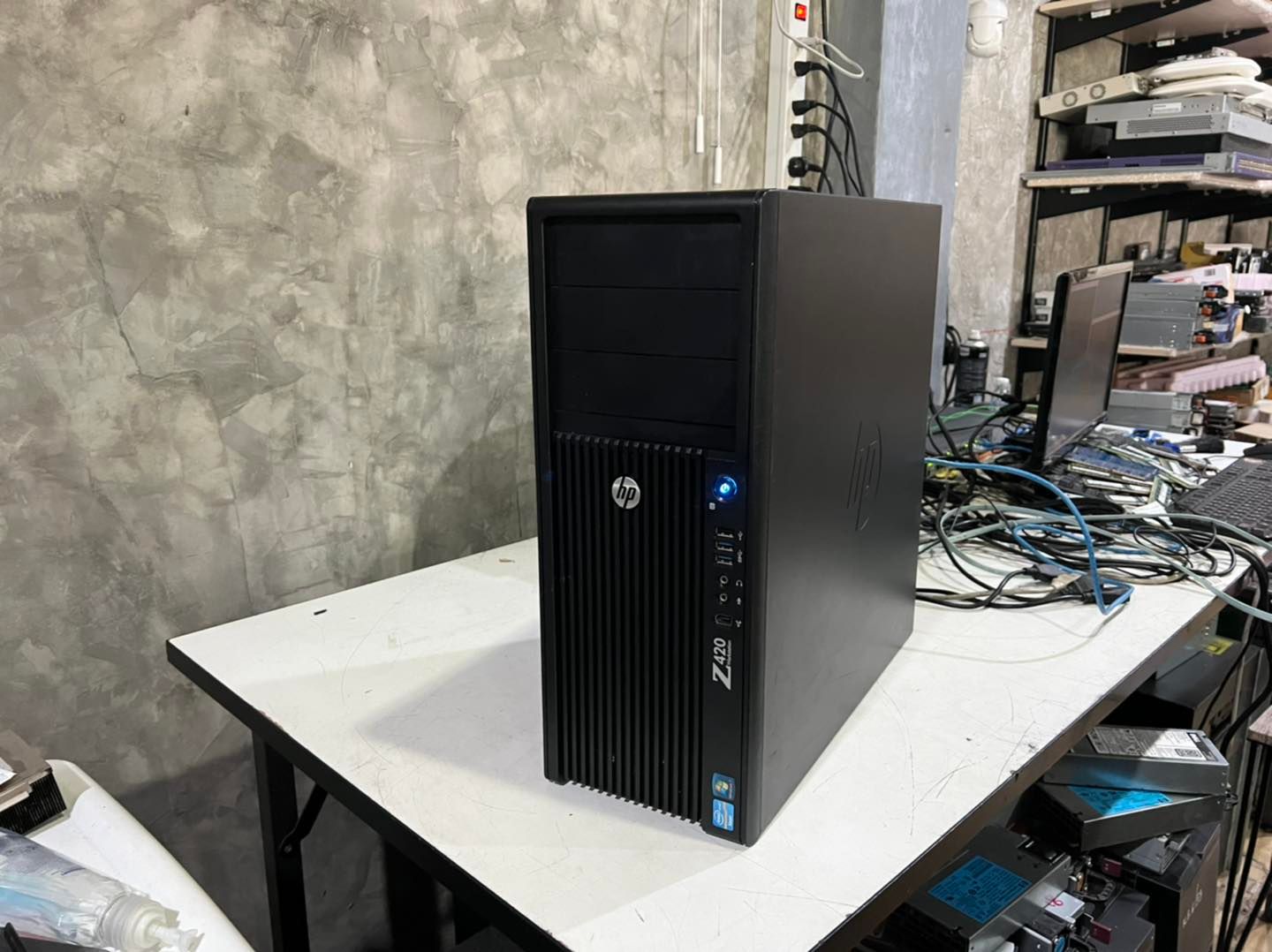 hp z420 workstation มือสองพร้อมใช้งาน