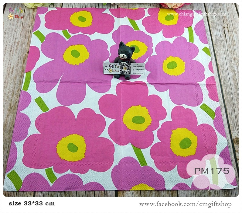 กระดาษแนปกิ้นยุโรป, ลายดอกไม้สีชมพูเกสรสีเหลืองเขียวก้านสีเขียว, ลาย UNIKKO light pink, ลายของ marimekko, marimekko, พื้นหลังสีขาว, ลายดอกไม้ใหญ่ๆ