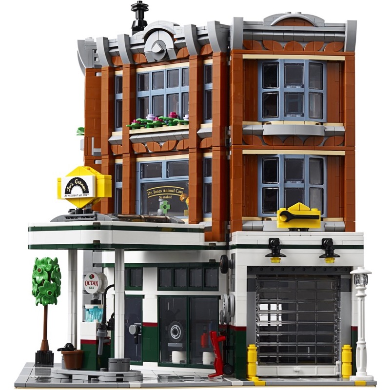 LEGO Exclusives 10264 Corner Garage