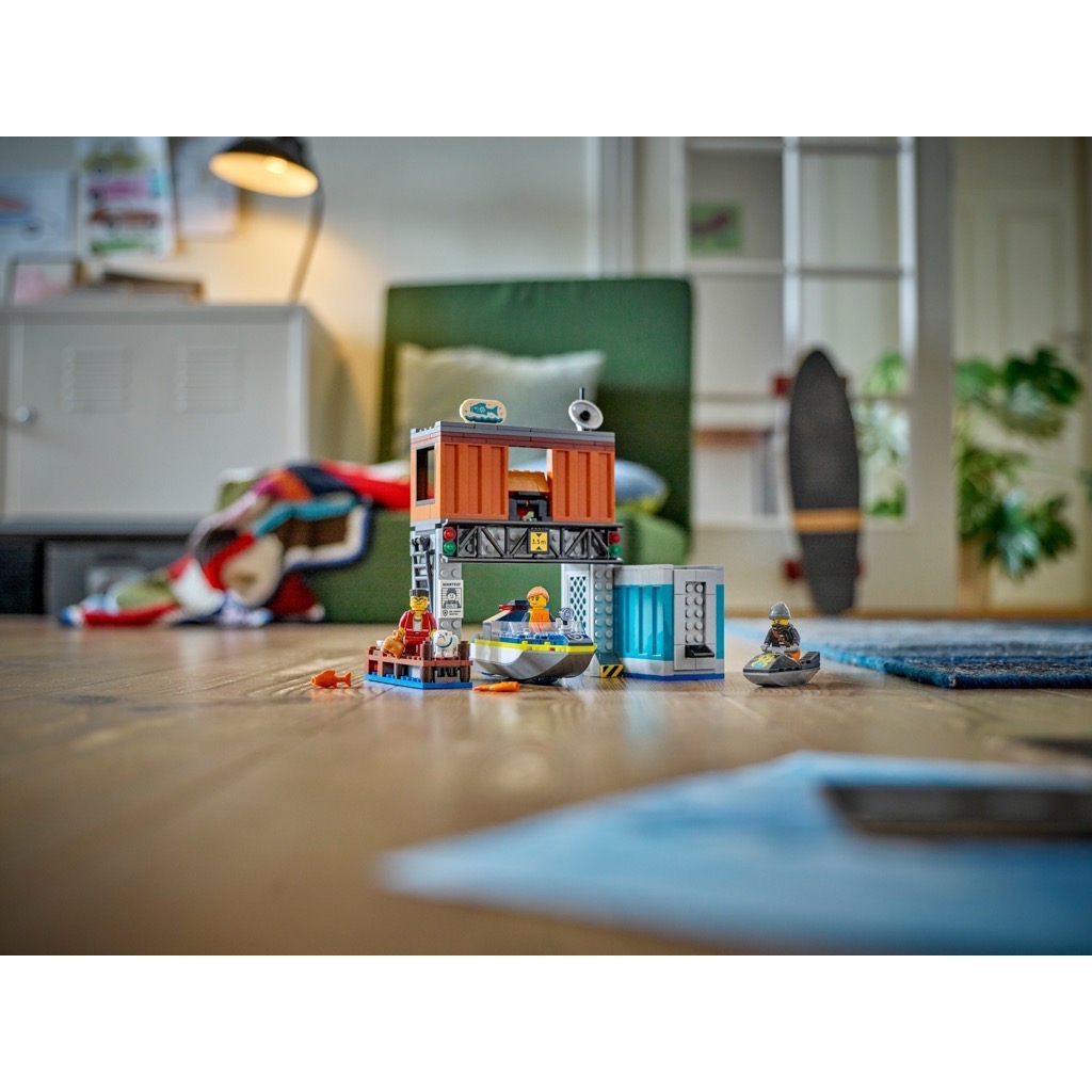 เลโก้ LEGO City 60417 Police Speedboat and Crooks' Hideout