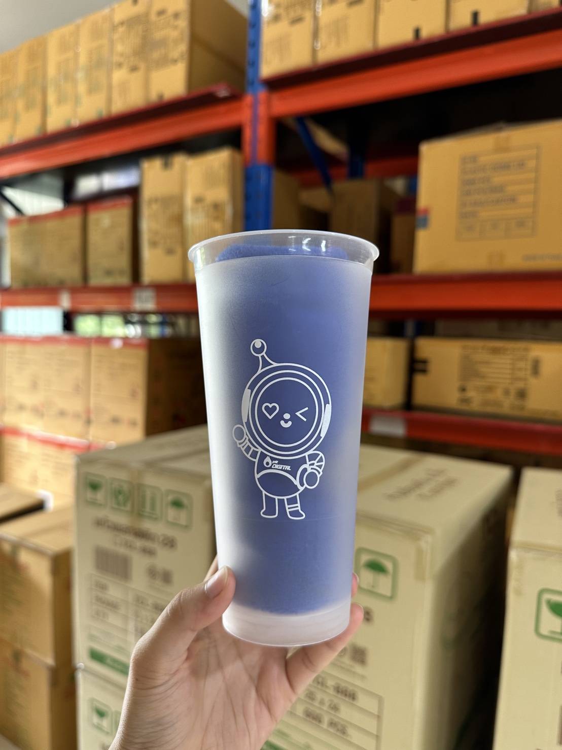 สกรีนแก้ว PP แข็ง แก้วพลาสติกแข็ง แก้วกาแฟ หลากสีสัน