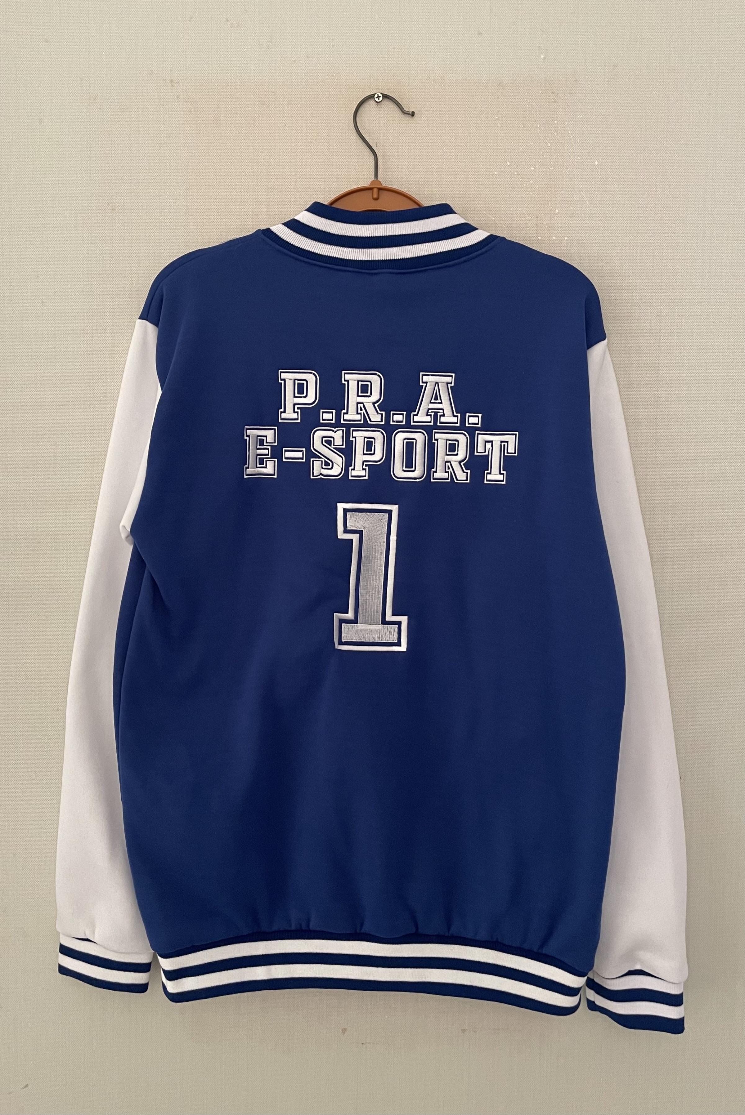 เสื้อแจ็คเก็ต Esport