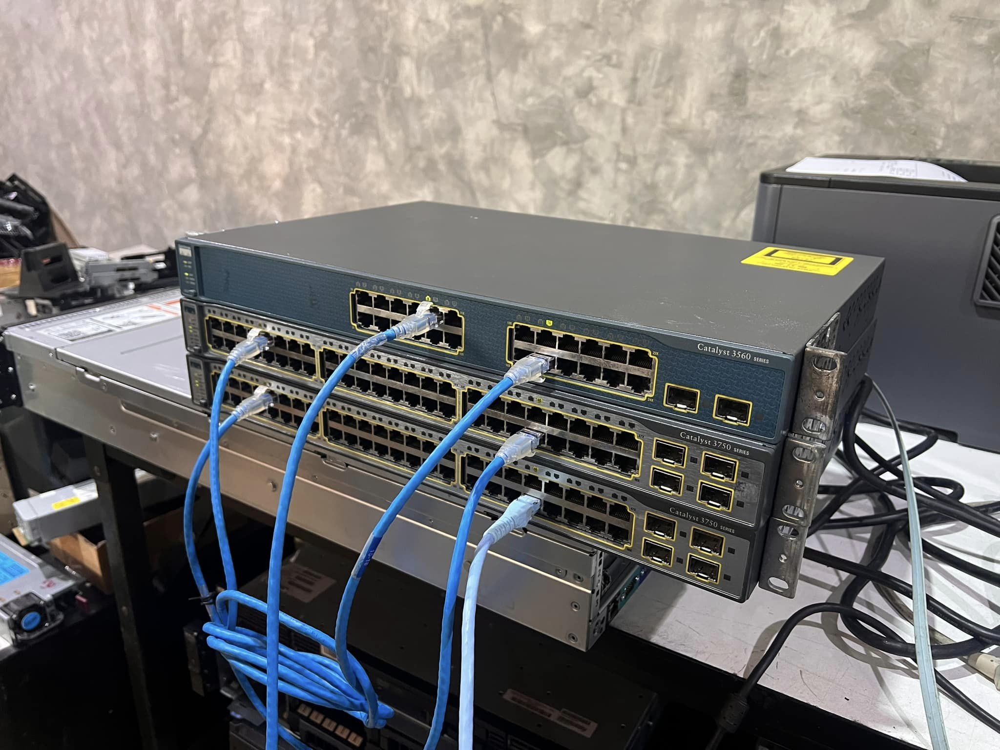 Cisco 3750 48TS S layer 3 สวิทมือสองพร้อมใช้งาน