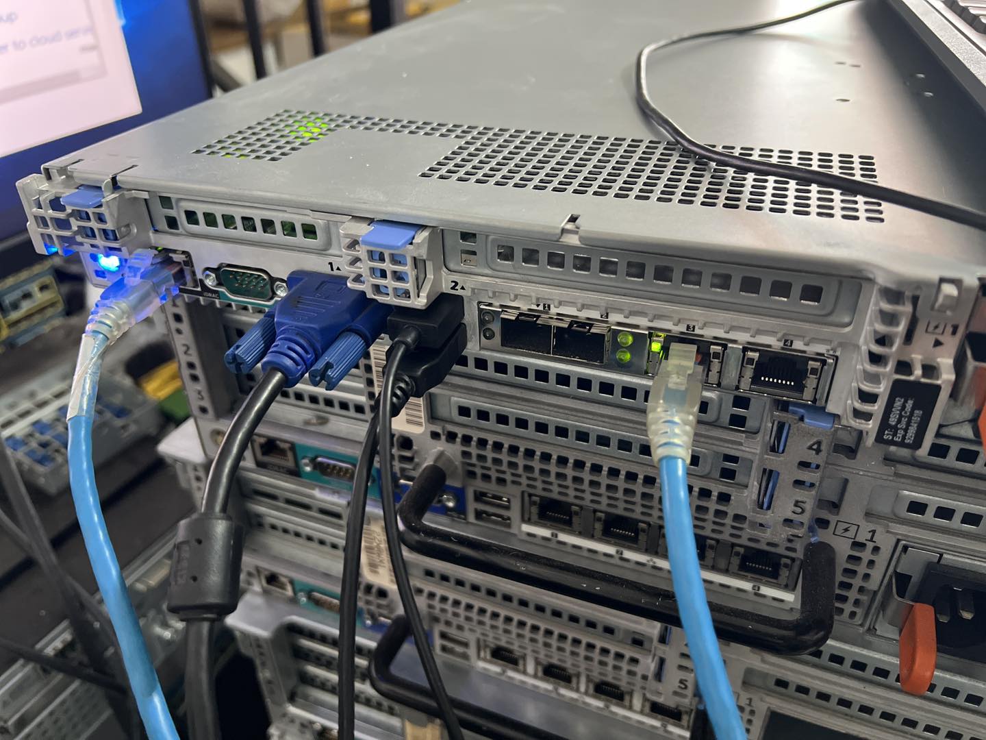server dell r630 28cores 2cpu server 10g sfp ประกัน 3 เดือน เซิฟเวอร์เดลมือสองพร้อมใช้งาน