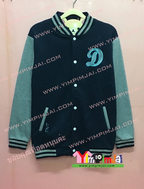 เสื้อกันหนาว เบสบอล สีกรมท่า แขนยาวเทา กระดุมขาว ลายตามสั่ง เสื้อห้อง เสื้อรุ่น D
