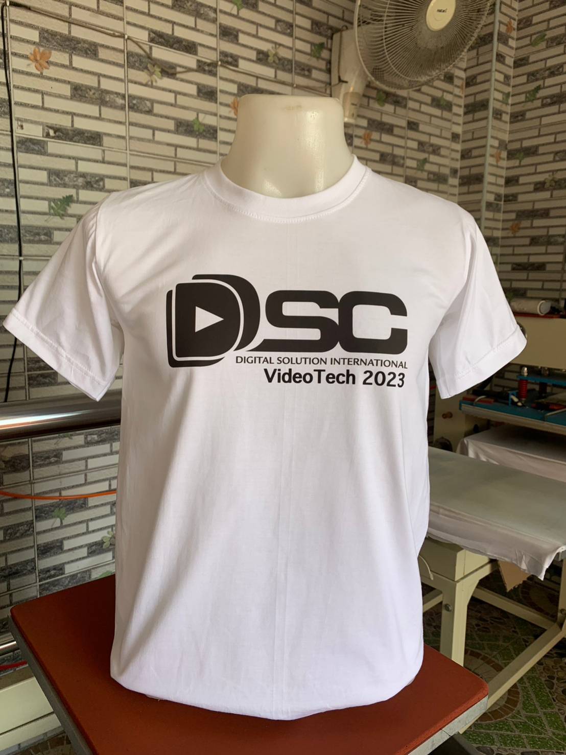 สกรีนเสื้อยืด