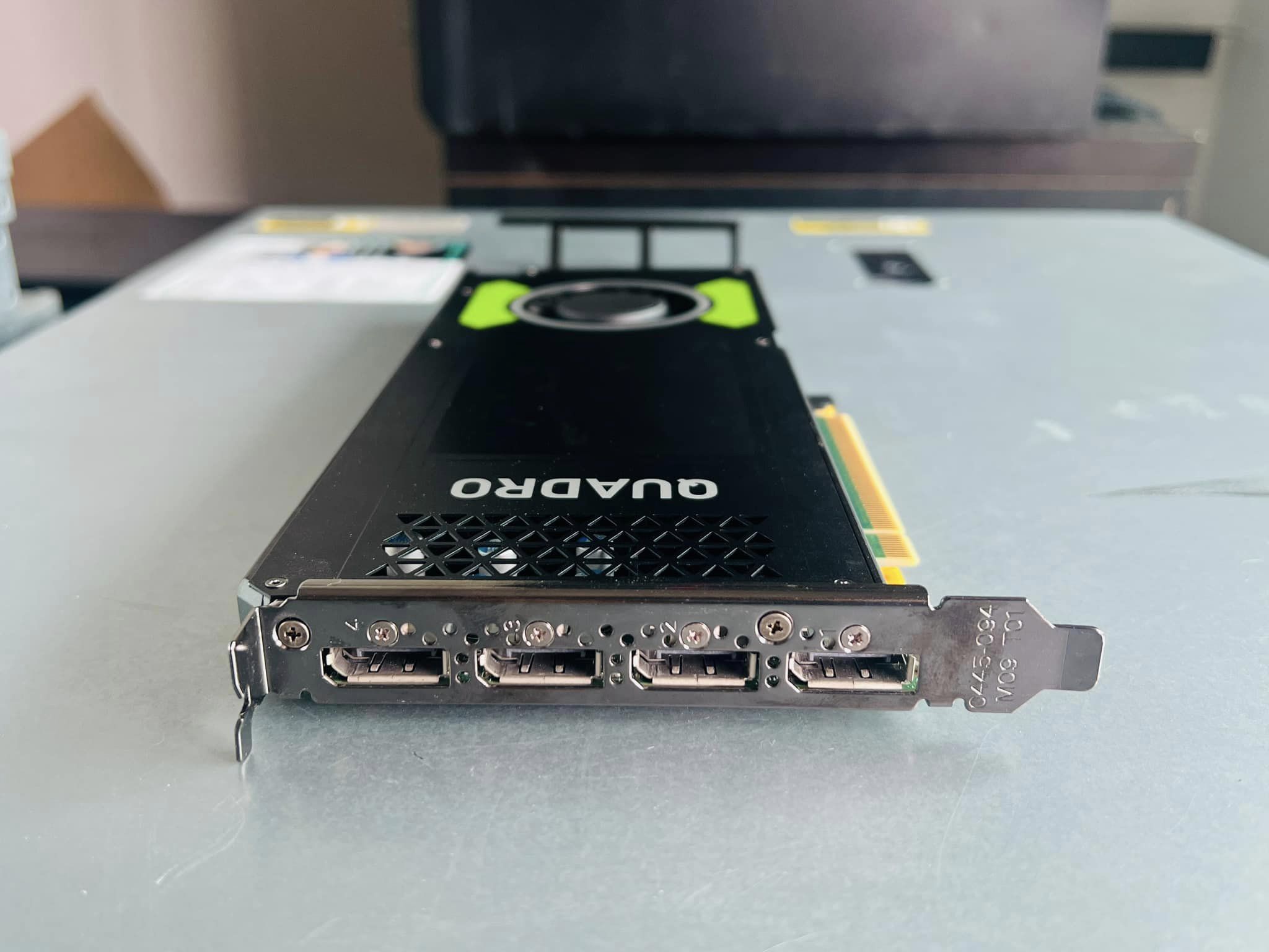 การ์ดจอ Nvidia Quadro M4000 8GB-256bit ddr5 ประกันร้าน 1 ปี มือสองพร้อมใช้งาน