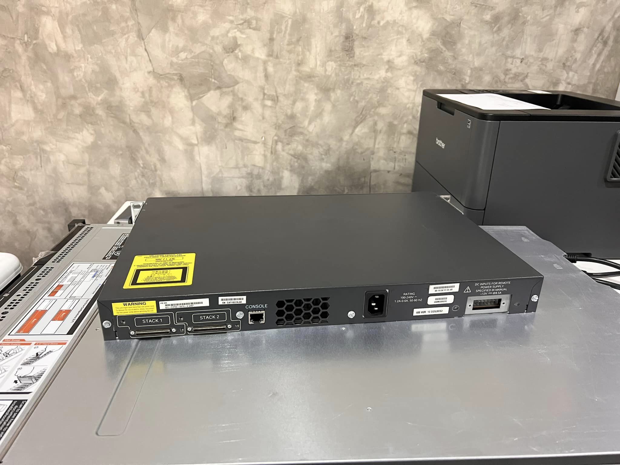 Cisco 3750 48TS S layer 3 สวิทมือสองพร้อมใช้งาน