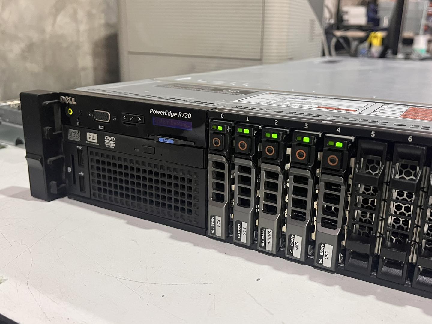Server dell r720 2cpu 32gb 20cores sas ssd400 เซิฟเวอร์มือสองพร้อมใช้งาน