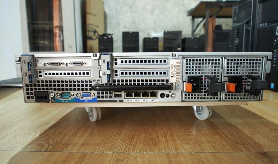 Dell PowerEdge R710 2 cpu มือ 2 พร้มใช้งาน