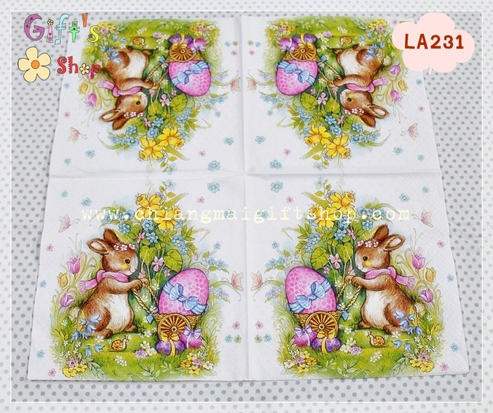 กระดาษแนปกิ้น ลายกระต่ายน้อยเข็นไข่อีสเตอร์ พื้นหลังลายดอกไม้สีขาว