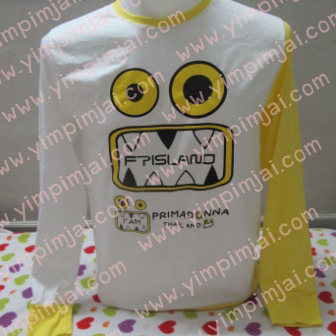 เสื้อยืดตัดต่อสีแขนกับตัวเสื้อ