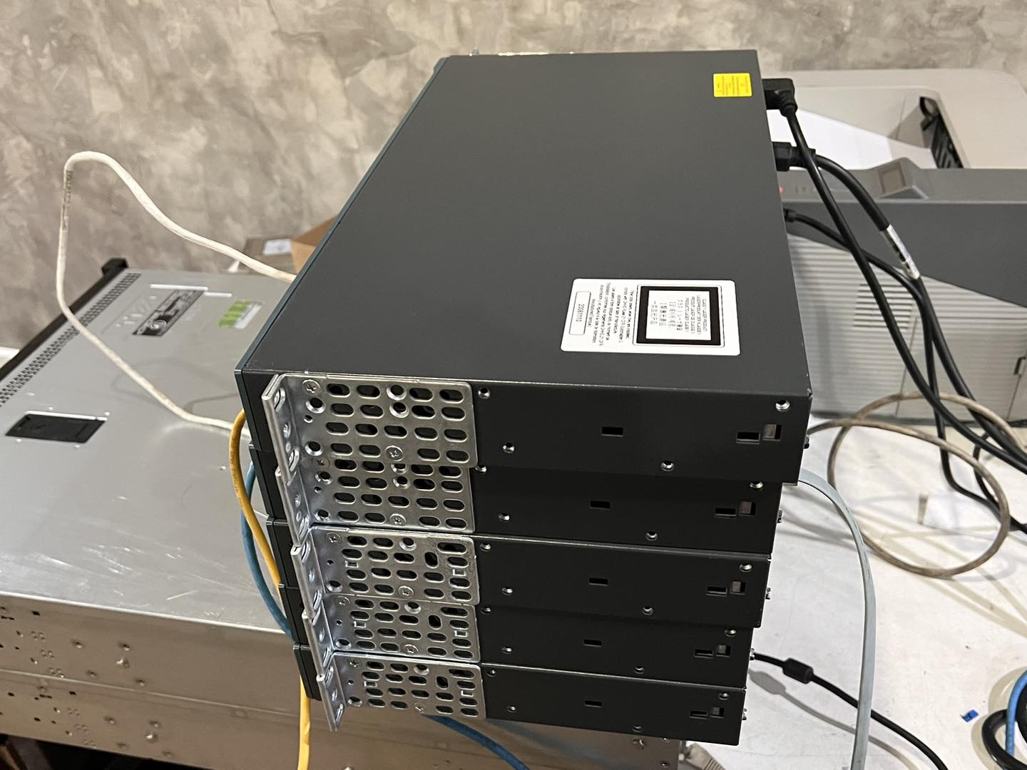 Cisco 2960 24TC L switch มือสองพร้อมใช้งาน