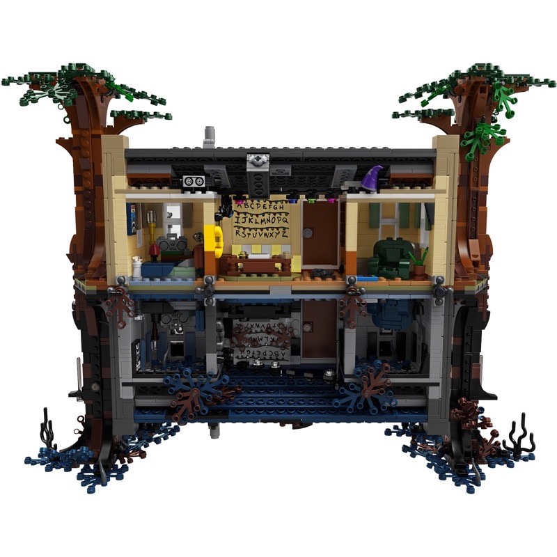 LEGO Exclusives 75810 The Upside Down