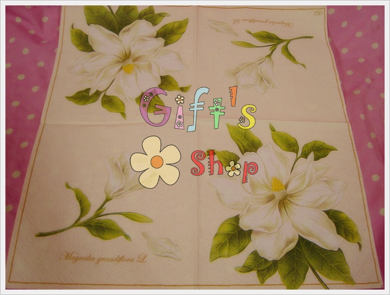 กระดาษแนปกิ้น ลายดอกไม้สีขาว พื้นหลังสีขาว ขอบเส้นสีน้ำตาล