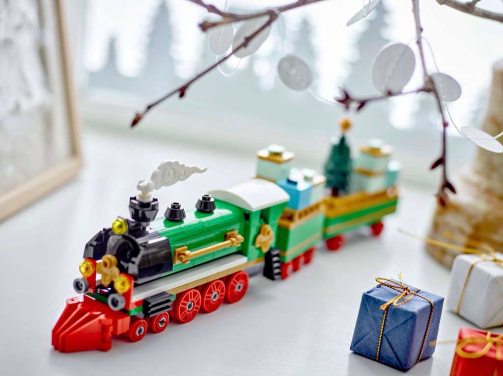 เลโก้ LEGO Exclusives 40700 Winter Holiday Train