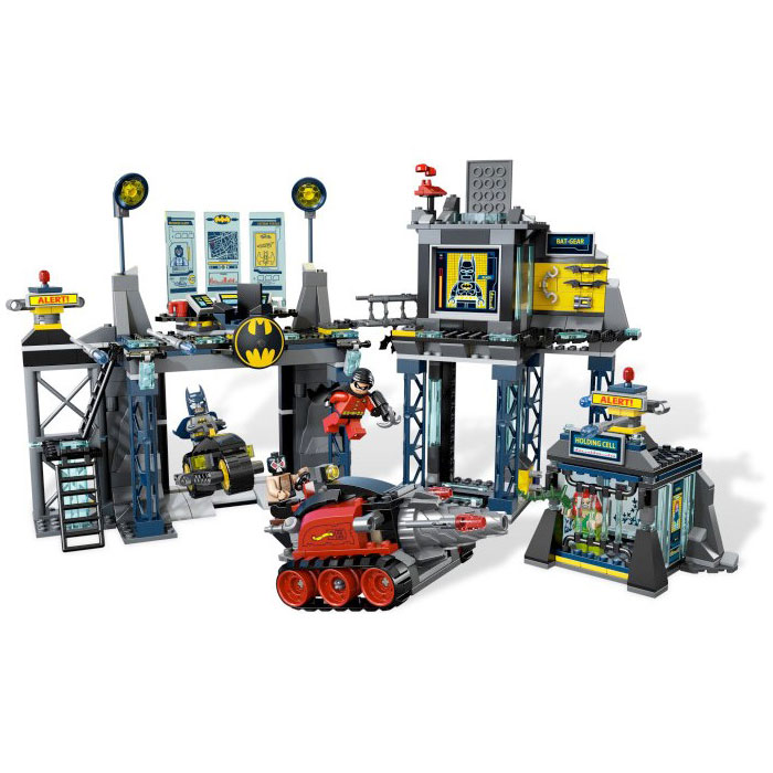 LEGO Super Heroes 6860 The Batcave
