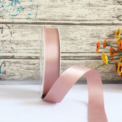 ริบบิ้นผ้าซาติน 2 หน้า สีน้ำตาลอ่อน 50 หลา (Vanilla)# WX033