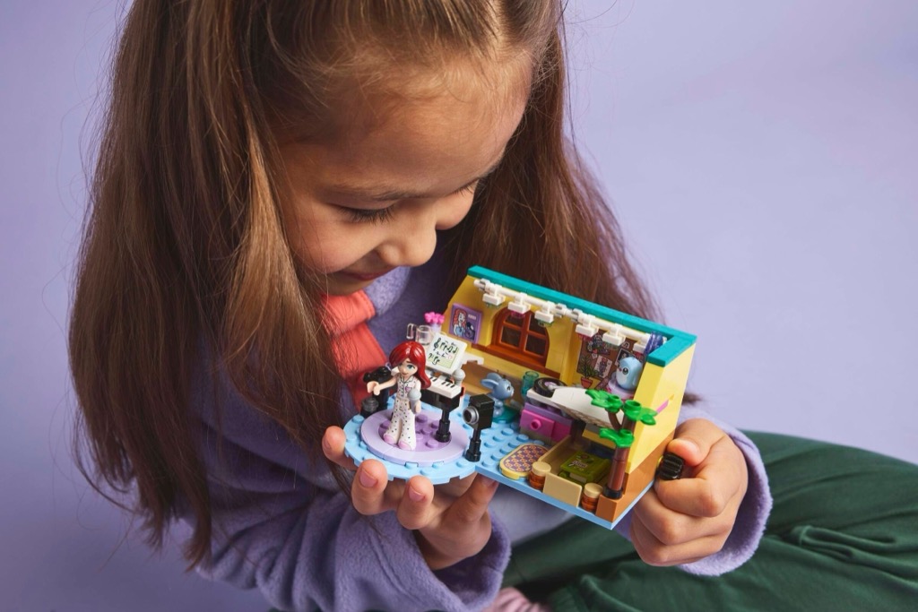 เลโก้ LEGO Friends 42647 Paisley's Room