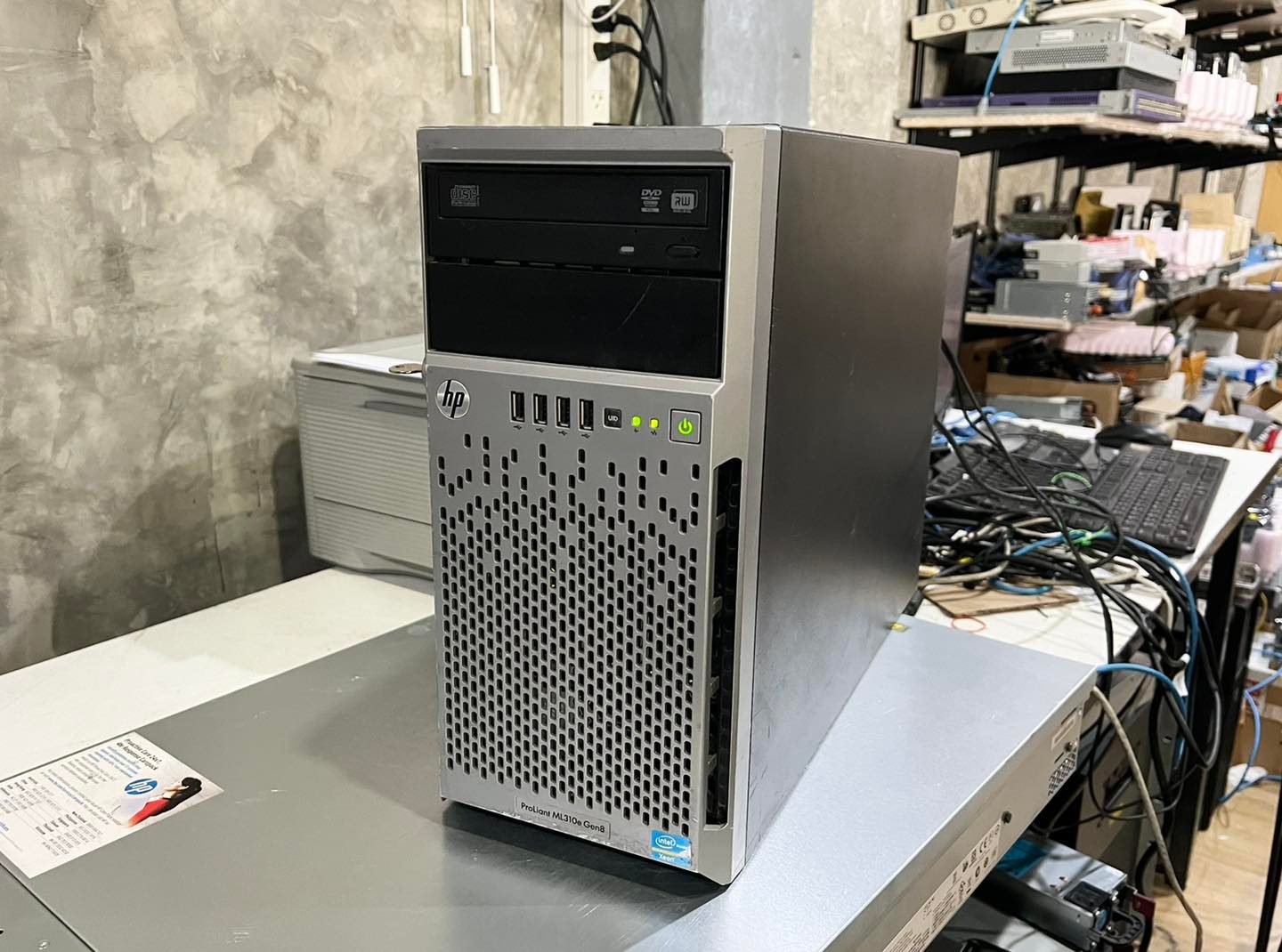 HP ML310e Gen 8 Server tower มือสองพร้อมใช้งาน