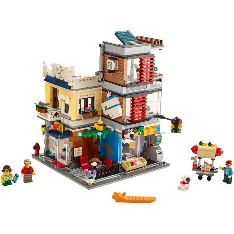 LEGO Creator 31097 Townhouse Pet Shop & Café