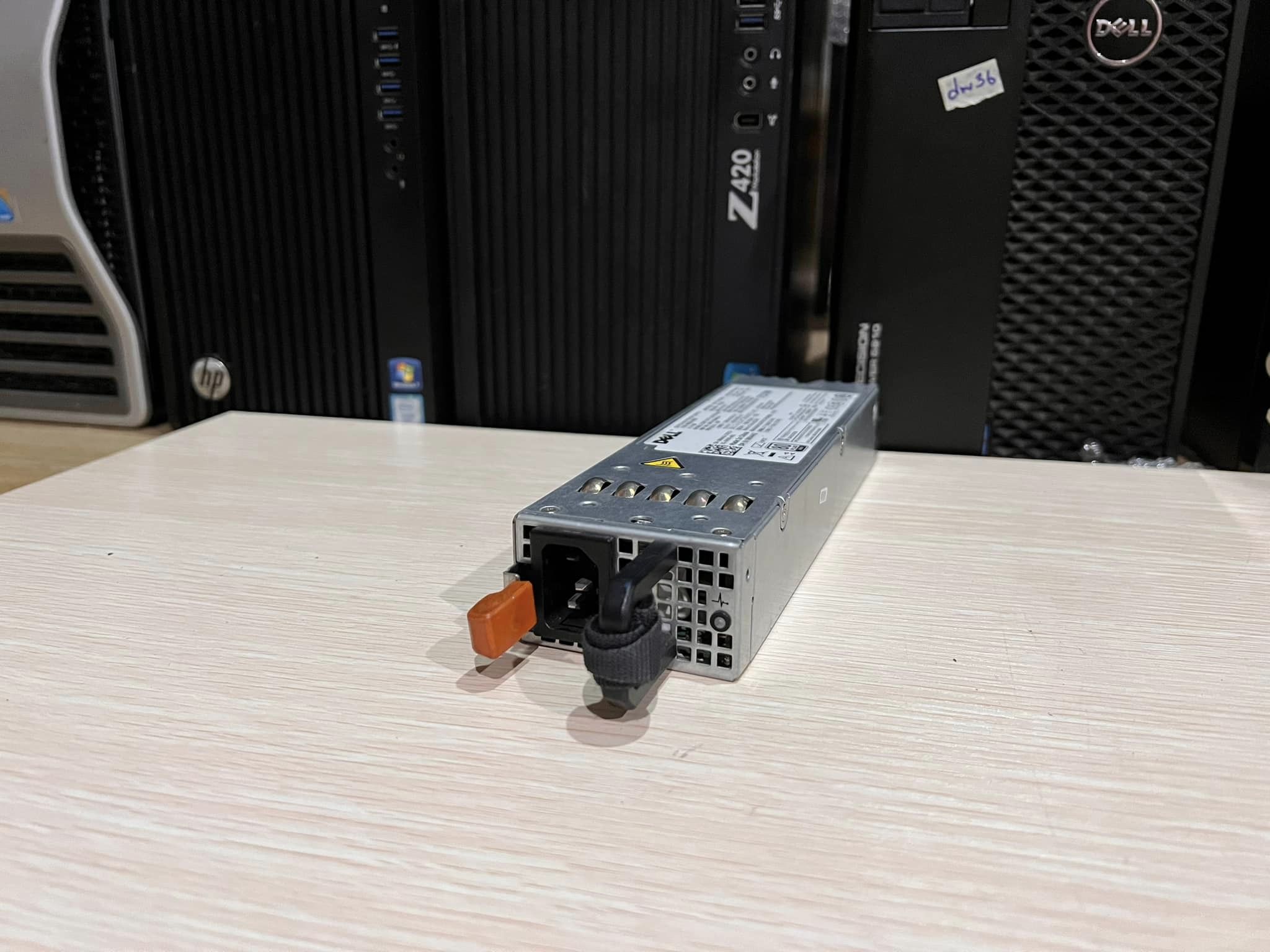power supply dell r610 717W มือสองพร้อมใช้งาน