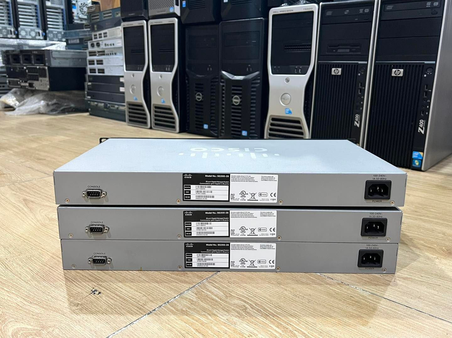 Cisco SG300-28 Gigabit มือสองพร้อมใช้งาน