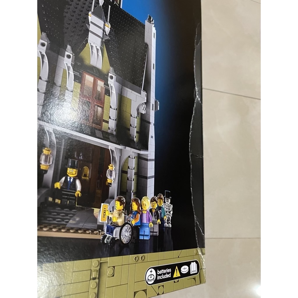 เลโก้ LEGO 10273 Haunted House (กล่องไม่สวย-Damaged Box)